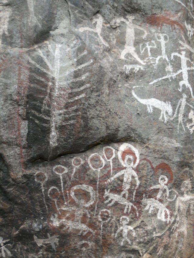 150909_meenmuttiparai_sheltr-paintings_gps-10-09-300-77-58-600_-12