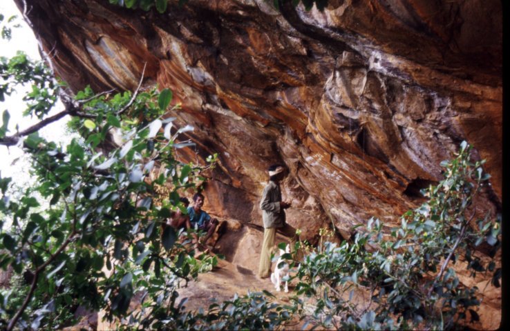 1_03-Alangaltheri-rock-shelter